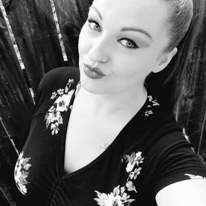 Meet your Posher, Becky